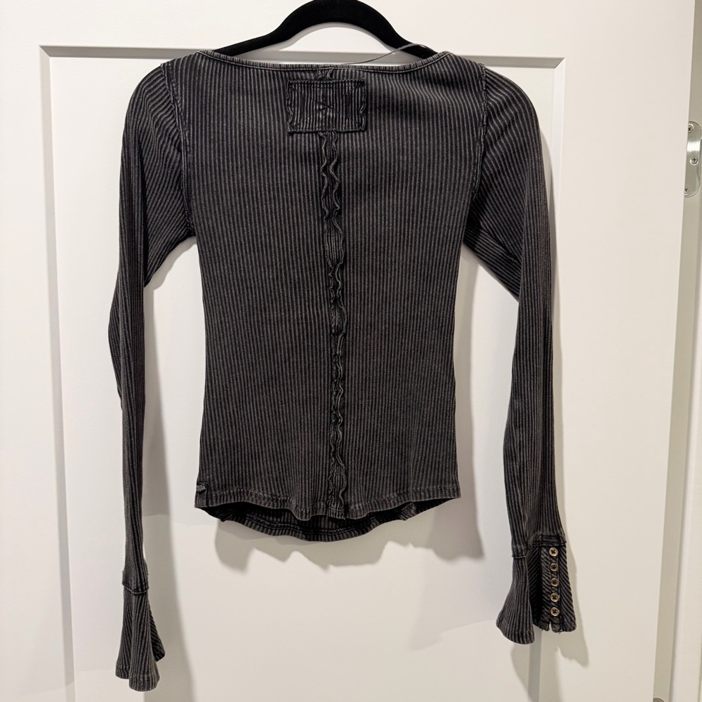 We The Free Charcoal Ribbed Long Sleeve Top - Picture 5 of 6